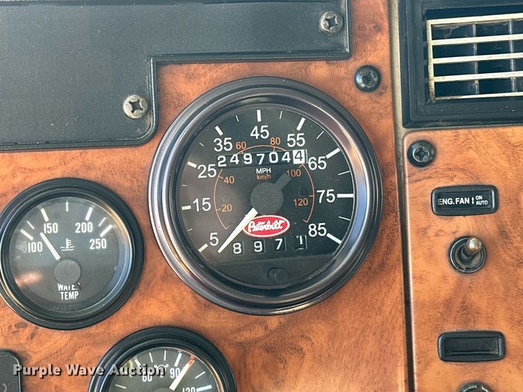 image for item OM9804 2008 Peterbilt  340 dump truck