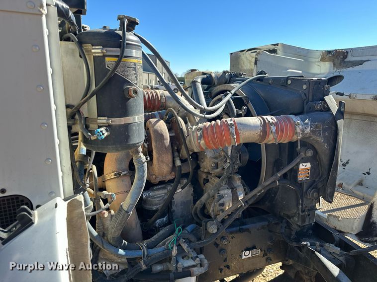 image for item OM9804 2008 Peterbilt  340 dump truck