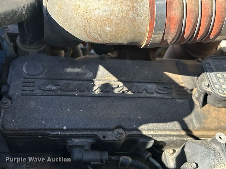 image for item OM9804 2008 Peterbilt  340 dump truck