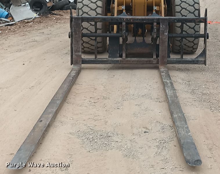 image for item ZA0398 Caterpillar  186