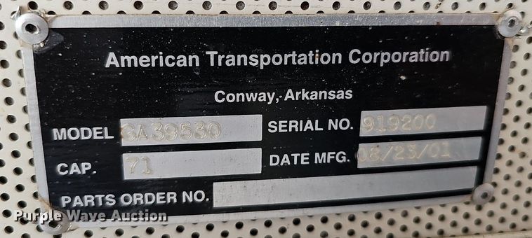 image for item DK0528 2002 International 3800 school bus