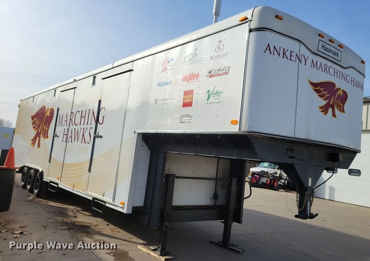 image for item DL7819 1990 Haulmark GGN840BT enclosed cargo trailer