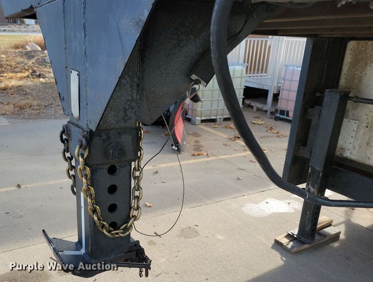 image for item DL7819 1990 Haulmark GGN840BT enclosed cargo trailer