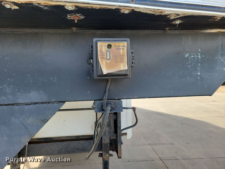 image for item DL7819 1990 Haulmark GGN840BT enclosed cargo trailer