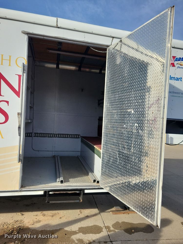 image for item DL7819 1990 Haulmark GGN840BT enclosed cargo trailer