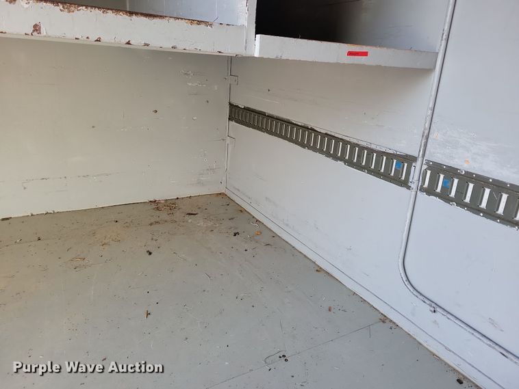 image for item DL7819 1990 Haulmark GGN840BT enclosed cargo trailer