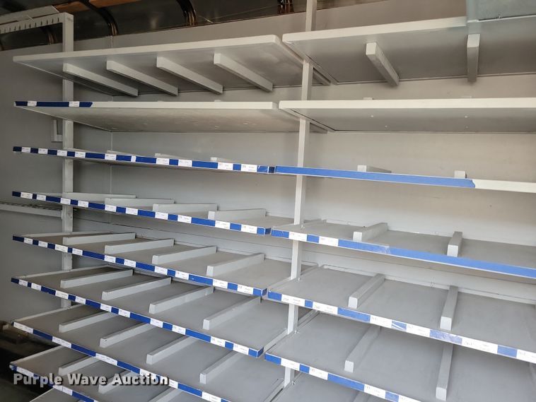 image for item DL7819 1990 Haulmark GGN840BT enclosed cargo trailer