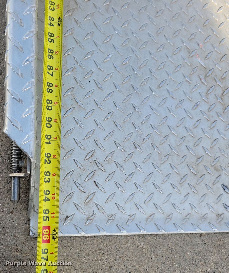 image for item DL7819 1990 Haulmark GGN840BT enclosed cargo trailer