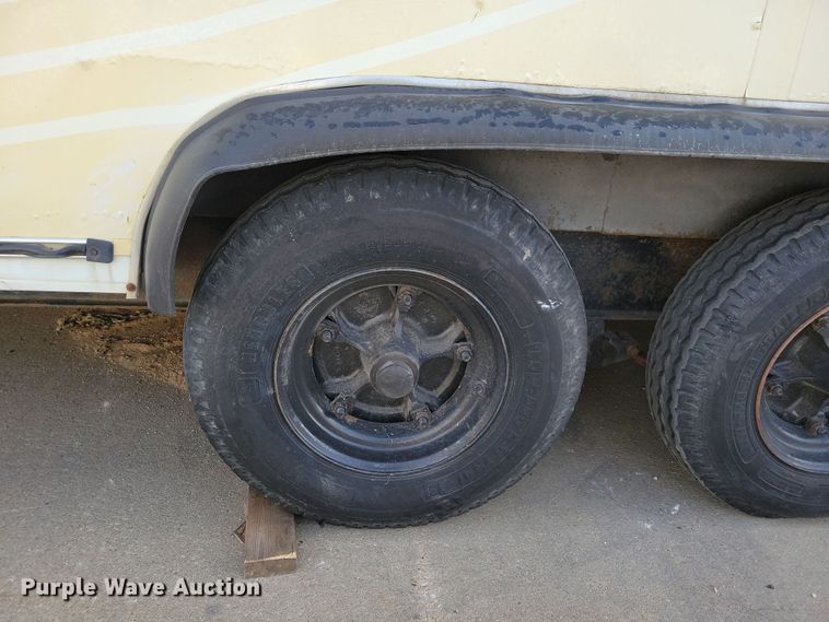 image for item DL7819 1990 Haulmark GGN840BT enclosed cargo trailer