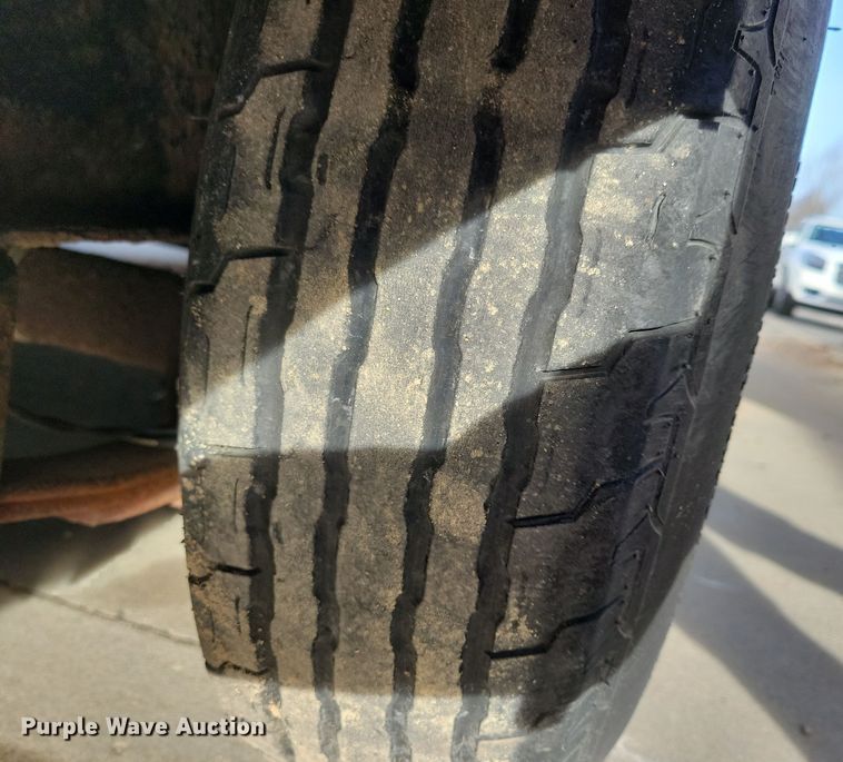 image for item DL7819 1990 Haulmark GGN840BT enclosed cargo trailer