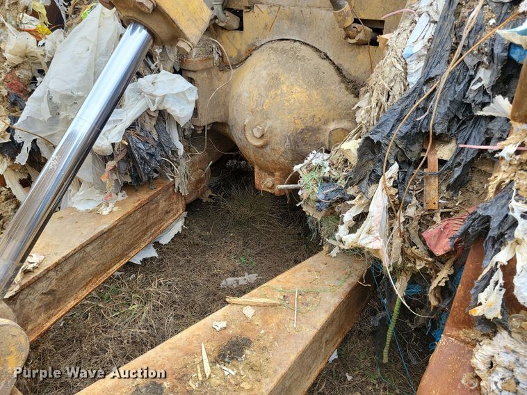 image for item DL7849 1991 Caterpillar 826C landfill compactor