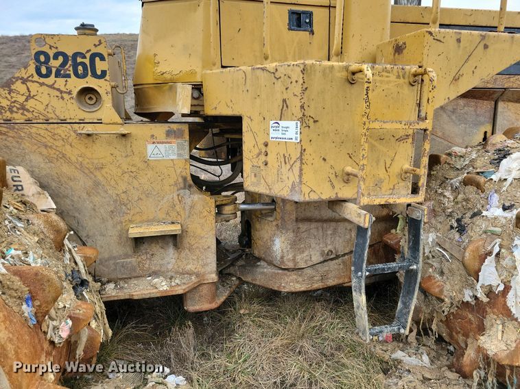 image for item DL7849 1991 Caterpillar 826C landfill compactor