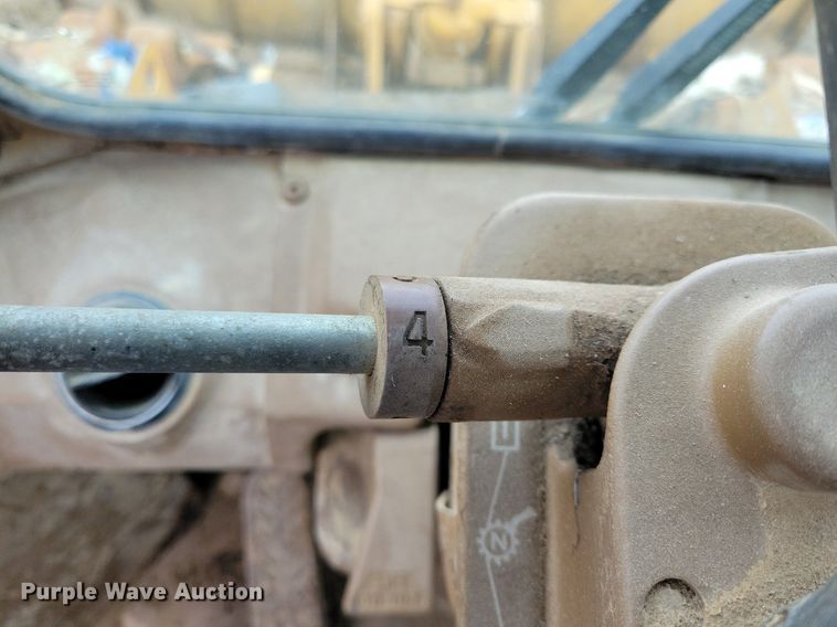 image for item DL7849 1991 Caterpillar 826C landfill compactor