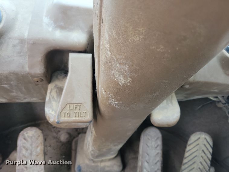 image for item DL7849 1991 Caterpillar 826C landfill compactor