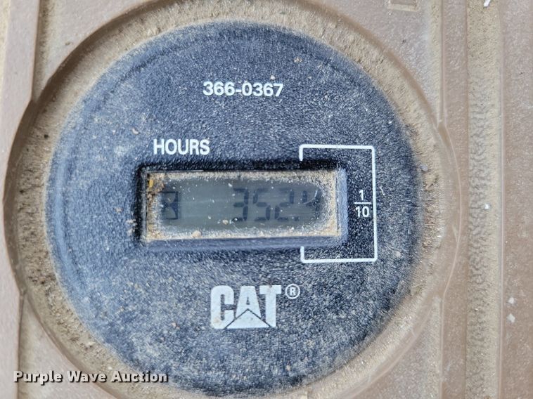 image for item DL7849 1991 Caterpillar 826C landfill compactor