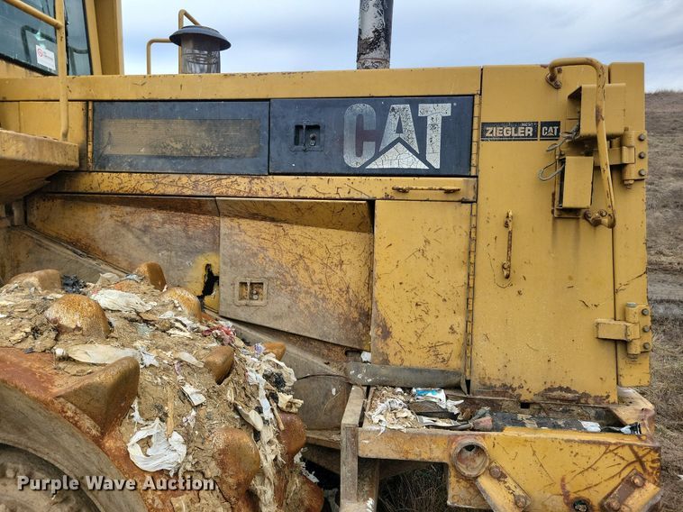 image for item DL7849 1991 Caterpillar 826C landfill compactor