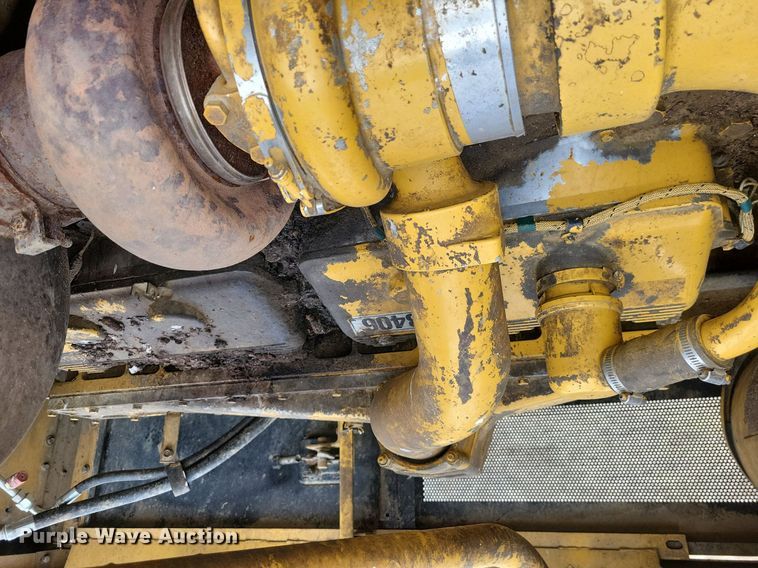 image for item DL7849 1991 Caterpillar 826C landfill compactor