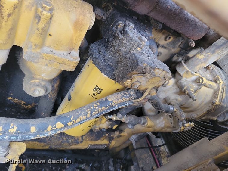 image for item DL7849 1991 Caterpillar 826C landfill compactor