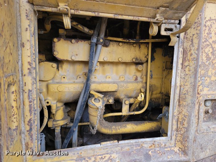 image for item DL7849 1991 Caterpillar 826C landfill compactor