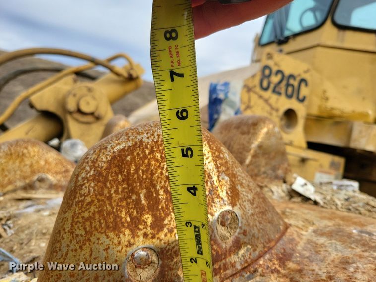 image for item DL7849 1991 Caterpillar 826C landfill compactor