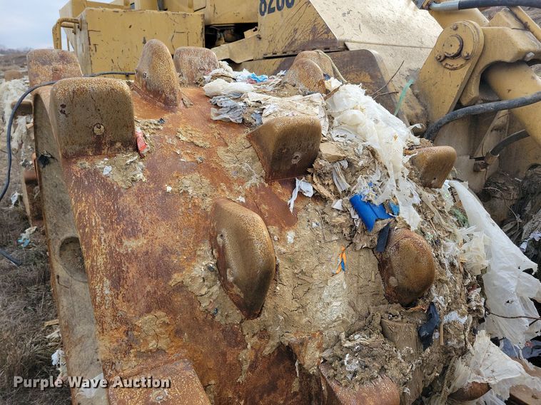 image for item DL7849 1991 Caterpillar 826C landfill compactor