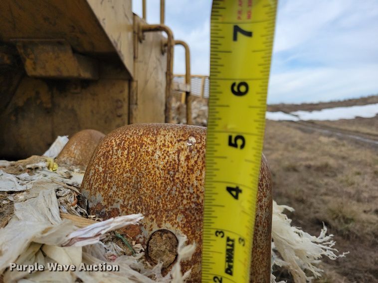 image for item DL7849 1991 Caterpillar 826C landfill compactor