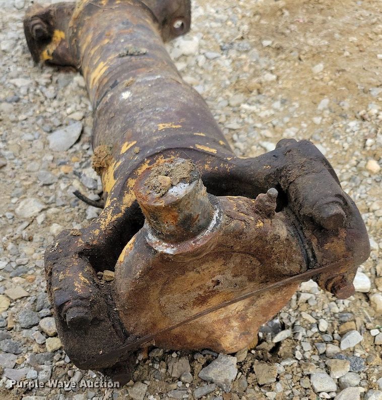 image for item DL7849 1991 Caterpillar 826C landfill compactor