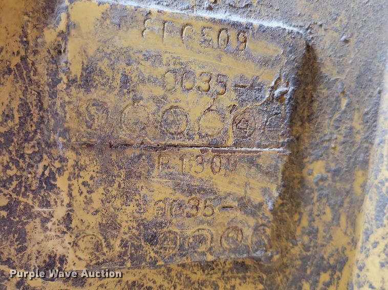 image for item DL7849 1991 Caterpillar 826C landfill compactor