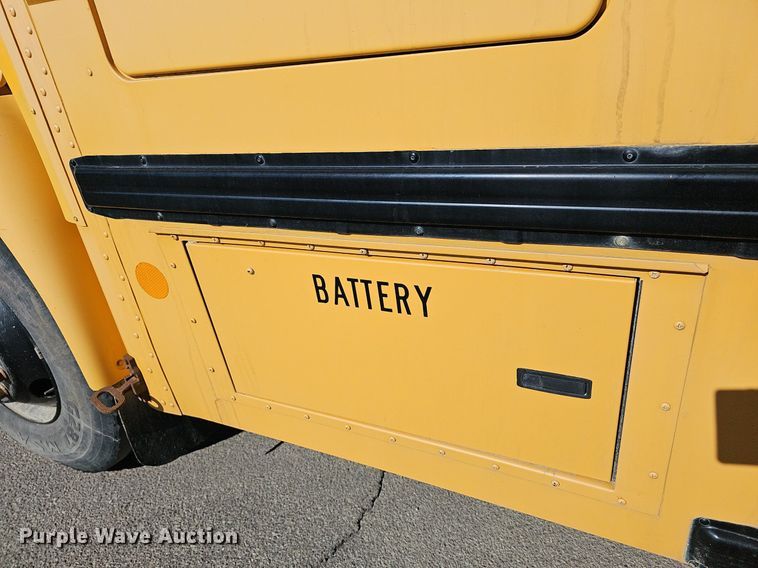 image for item DM1502 2009 IC CE300 school bus