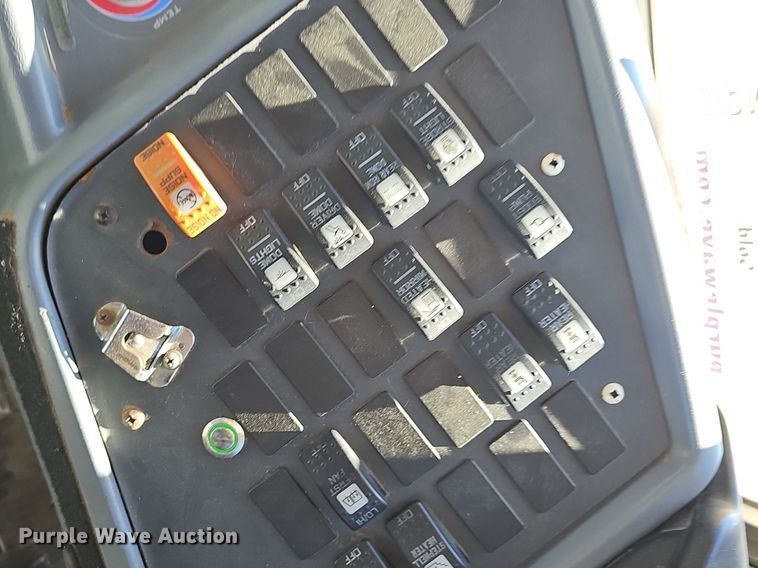 image for item DM1502 2009 IC CE300 school bus