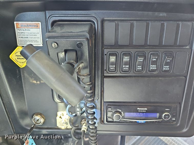 image for item DM1502 2009 IC CE300 school bus