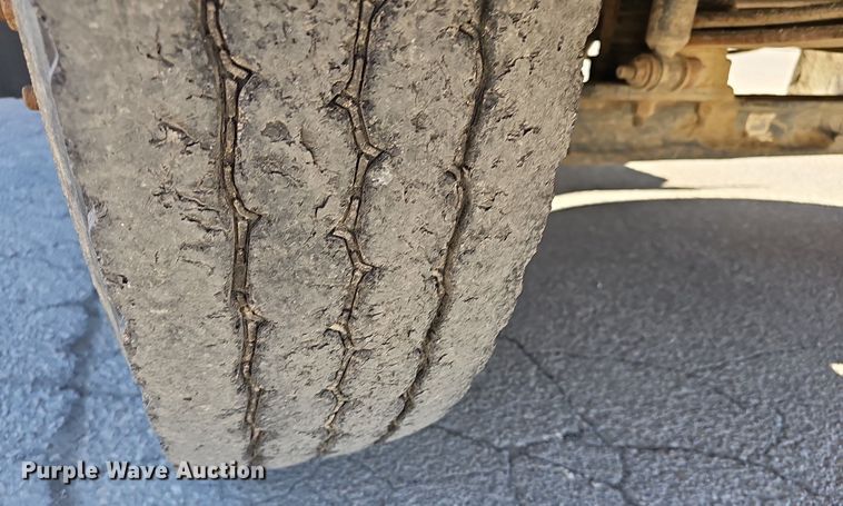 image for item DM1502 2009 IC CE300 school bus