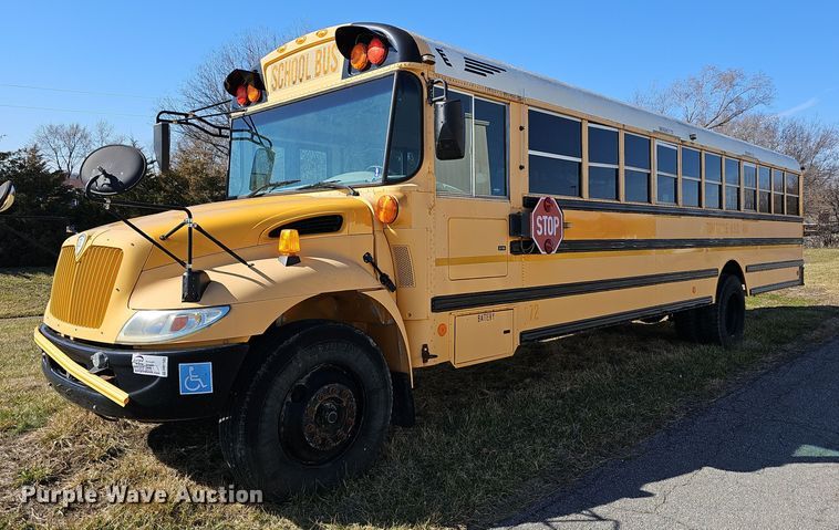image for item DM1505 2006 IC CE200 school bus