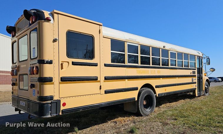 image for item DM1505 2006 IC CE200 school bus