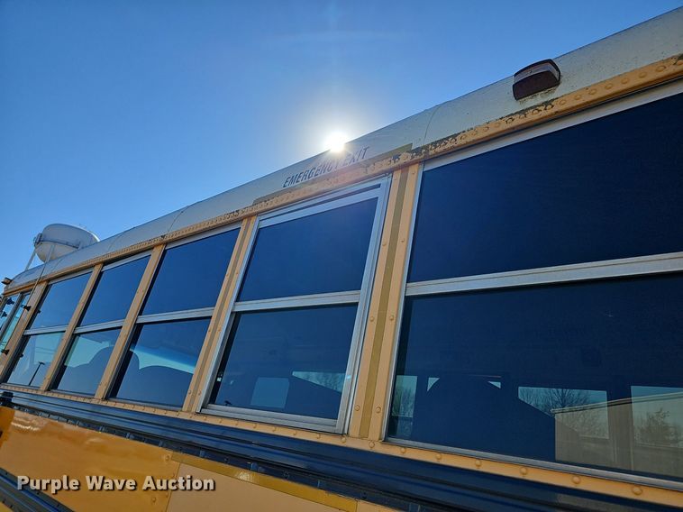 image for item DM1505 2006 IC CE200 school bus