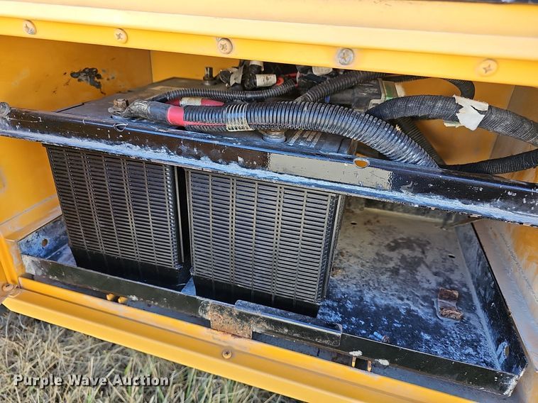 image for item DM1505 2006 IC CE200 school bus