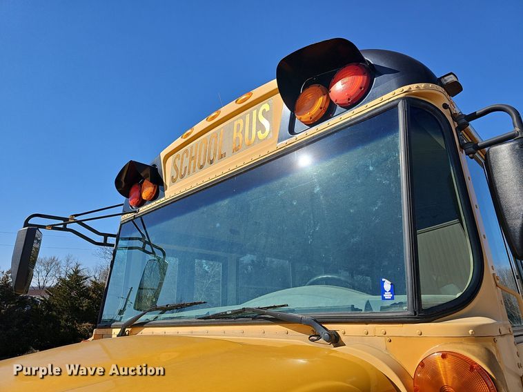 image for item DM1505 2006 IC CE200 school bus