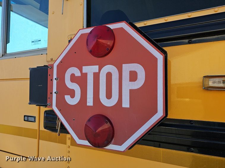 image for item DM1505 2006 IC CE200 school bus