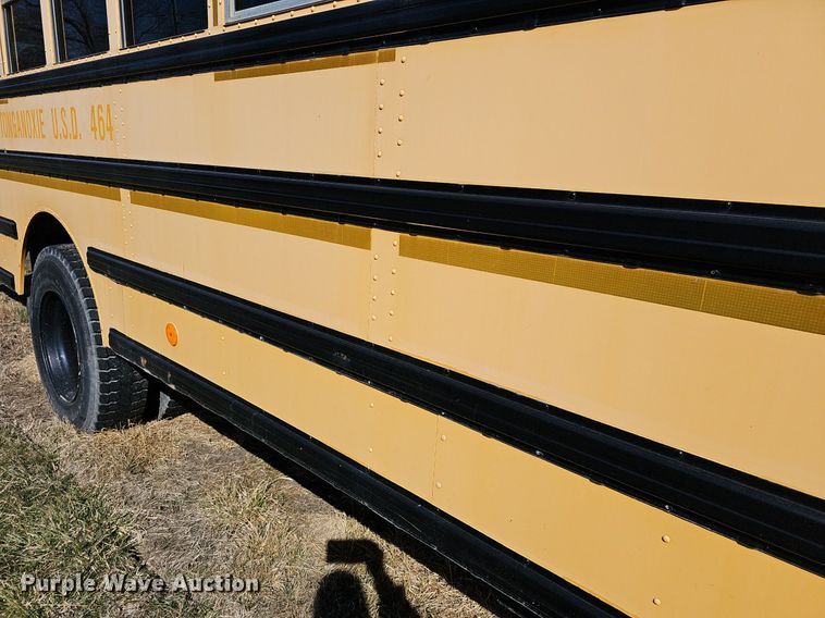 image for item DM1505 2006 IC CE200 school bus