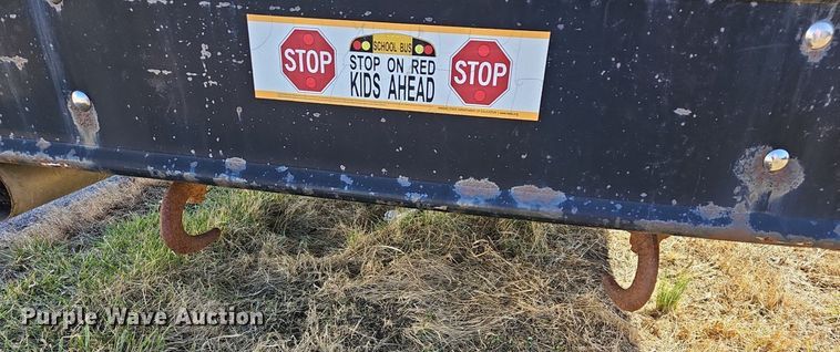 image for item DM1505 2006 IC CE200 school bus