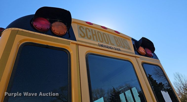 image for item DM1505 2006 IC CE200 school bus