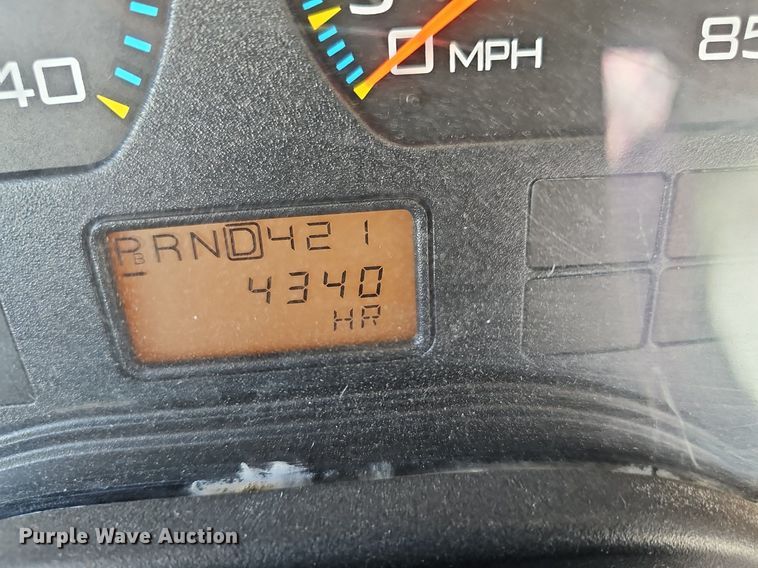 image for item DM1505 2006 IC CE200 school bus