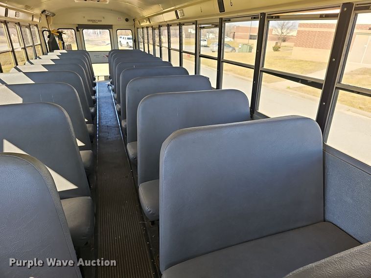 image for item DM1505 2006 IC CE200 school bus