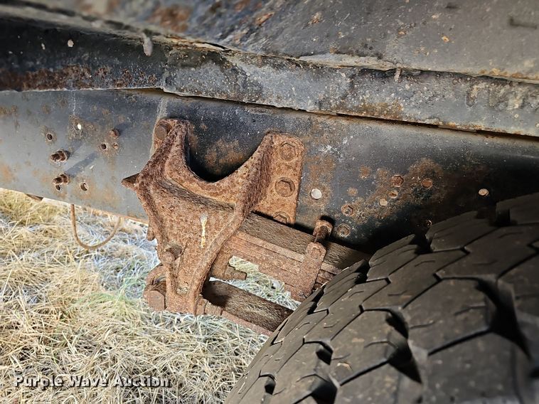 image for item DM1505 2006 IC CE200 school bus