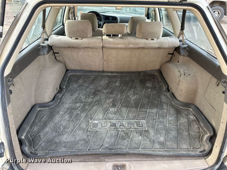 image for item DM2669 2002 Subaru Legacy Outback SUV