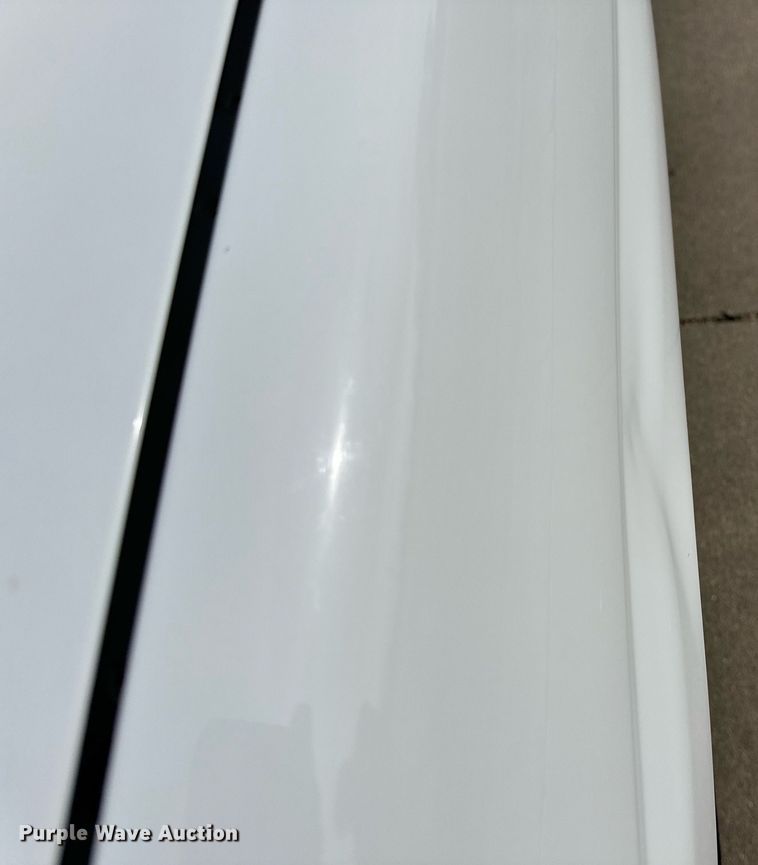 image for item DM2684 2004 Chevrolet Suburban 1500 SUV