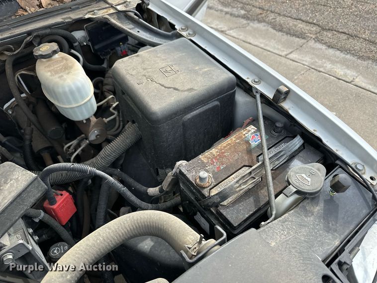 image for item DM2684 2004 Chevrolet Suburban 1500 SUV