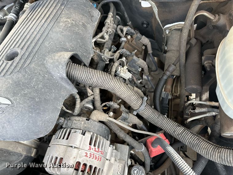 image for item DM2684 2004 Chevrolet Suburban 1500 SUV