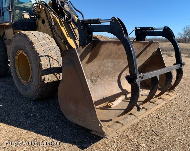 image for item DM7731 2001 Caterpillar  924G wheel loader