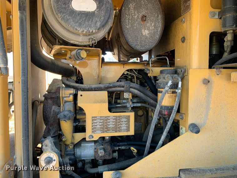 image for item DM7731 2001 Caterpillar  924G wheel loader